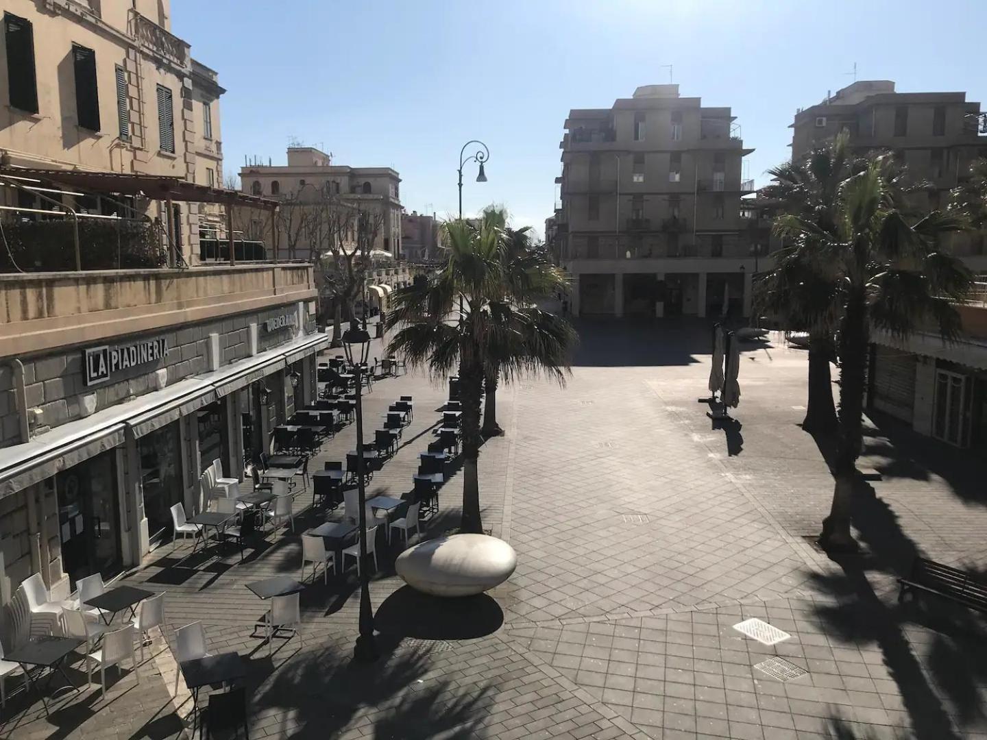 Rome, Beautiful Apartment In A Vintage Building Lido di Ostia Eksteriør billede