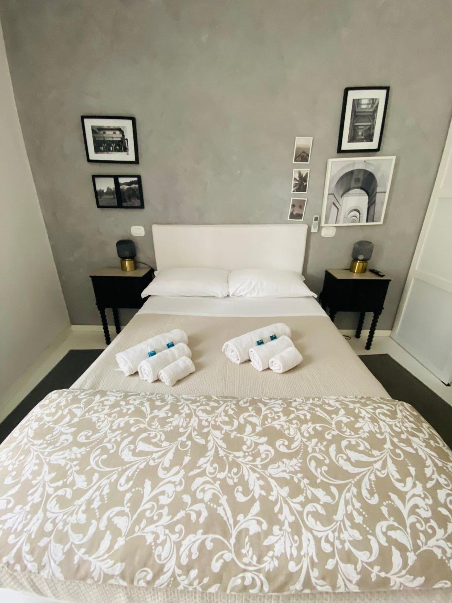 Rome, Beautiful Apartment In A Vintage Building Lido di Ostia Eksteriør billede